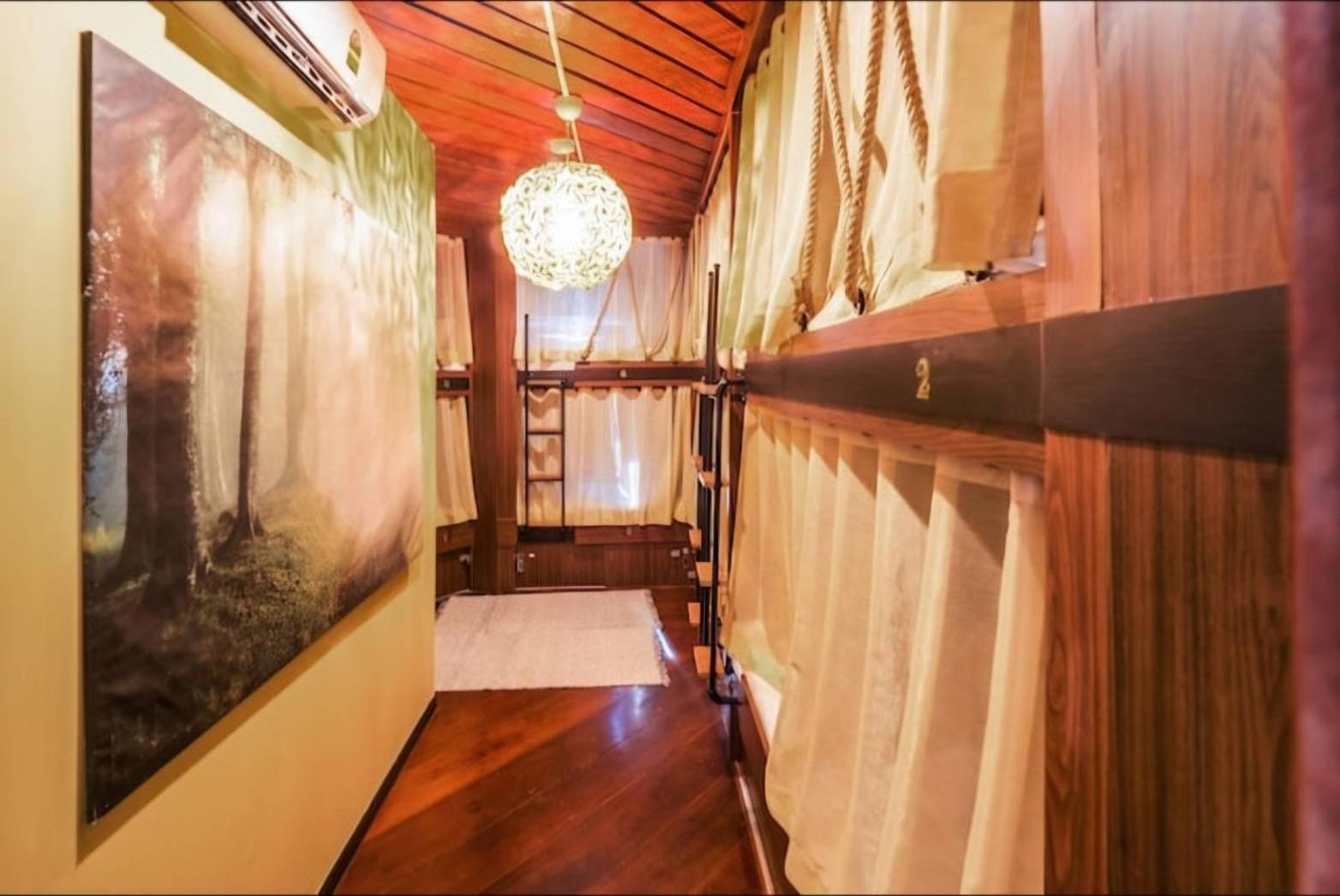 100 Years Building Bangkok Old Town By Seen Hostel ภายนอก รูปภาพ