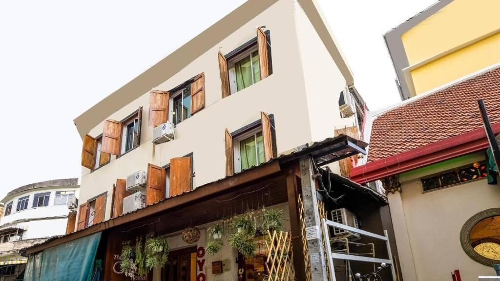 100 Years Building Bangkok Old Town By Seen Hostel ภายนอก รูปภาพ
